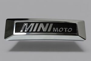 MINIMOTO フォーク立体エンブレム クロームメッキ×ブラック スモール